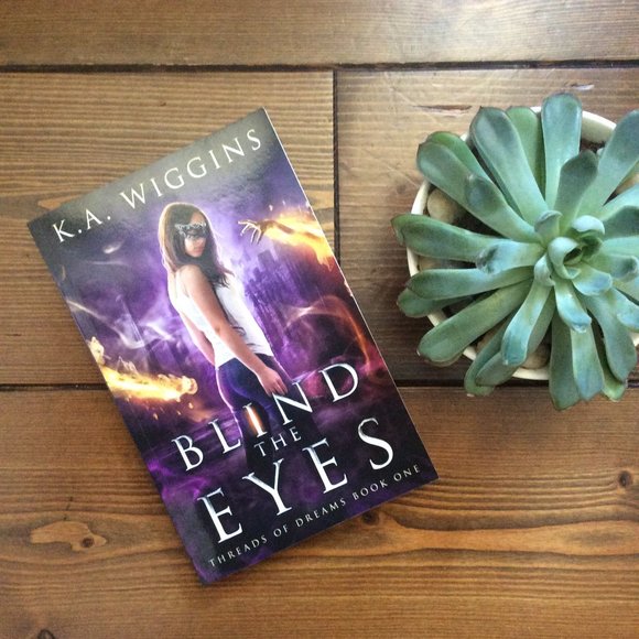 Signed Paperbacks Complete Trilogy: Threads of Dreams 1-3, Canadian YA Fantasy - Picture 2 of 7